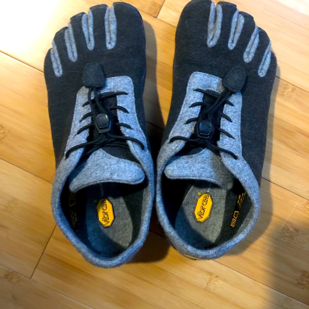 Vibram five fingers colorblock wool blend EU 38 (RUNS SMALL- thick fabric) EUC
